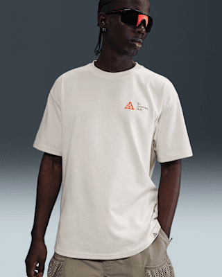 ★ Nike★ ACG Dry Fit Short Sleeve T-Shirt W Hydrangers Thu Nike ACG Guide T-Shirt - Hydrangeas | Flatspot
